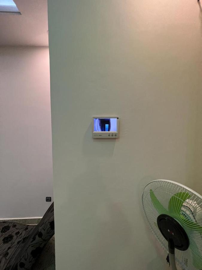 Smb-Gn Residence Lambandji - Electricite Et Wifi H24 كوناكري المظهر الخارجي الصورة