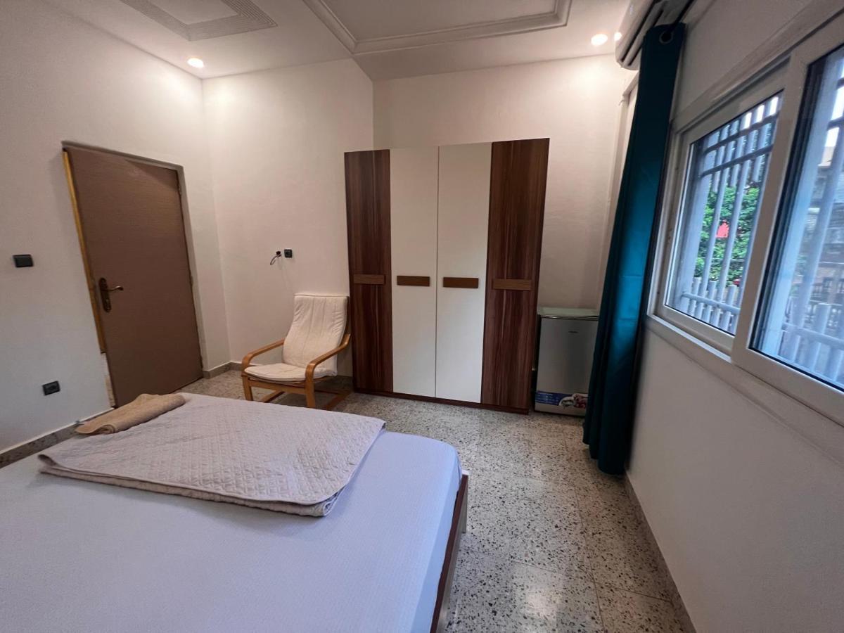 Smb-Gn Residence Lambandji - Electricite Et Wifi H24 كوناكري المظهر الخارجي الصورة