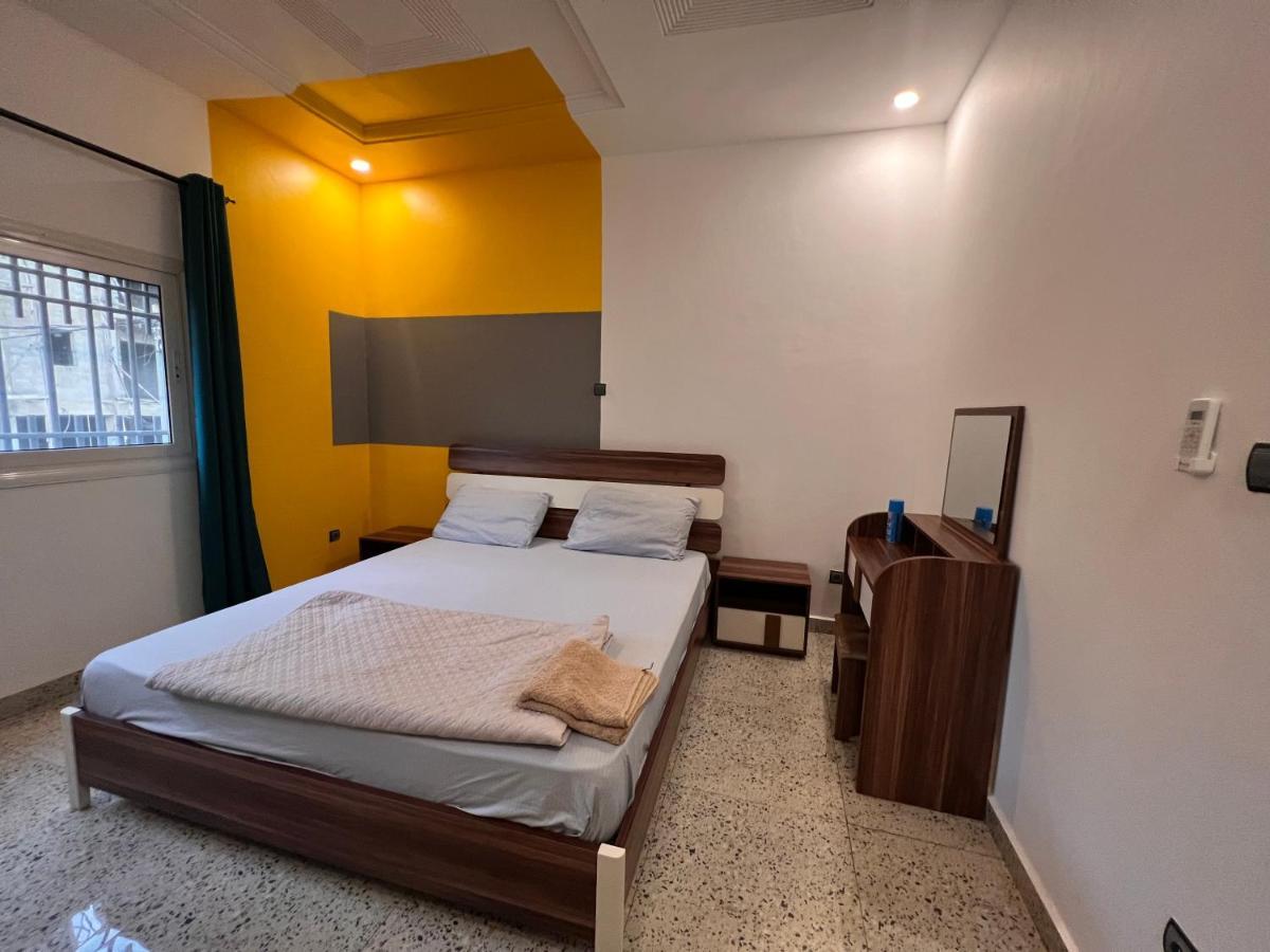 Smb-Gn Residence Lambandji - Electricite Et Wifi H24 كوناكري المظهر الخارجي الصورة